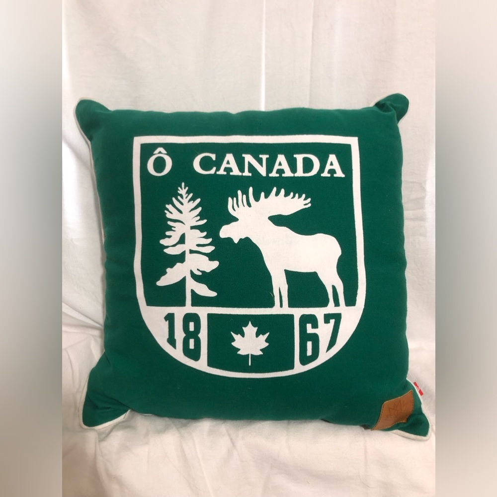 Pillow… Canada